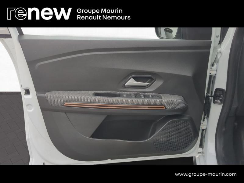 Photo 15 de l’annonce de DACIA Sandero d’occasion à vendre à SAINT PIERRE LES NEMOURS