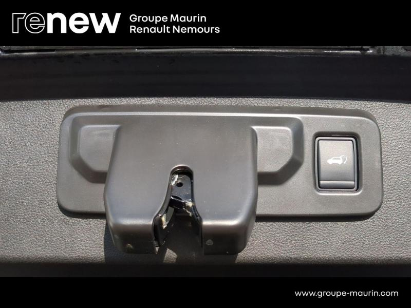 Photo 11 de l’annonce de RENAULT Scenic d’occasion à vendre à SAINT PIERRE LES NEMOURS