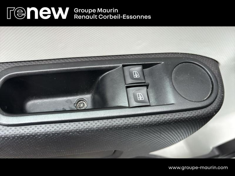 Photo 14 de l’annonce de RENAULT Twingo d’occasion à vendre à CORBEIL-ESSONNES