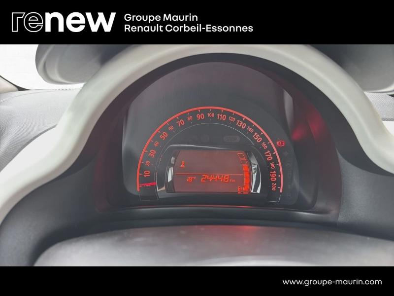 Photo 20 de l’annonce de RENAULT Twingo d’occasion à vendre à CORBEIL-ESSONNES