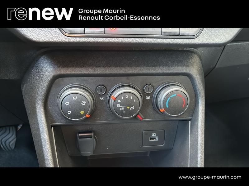 Photo 18 de l’annonce de DACIA Sandero d’occasion à vendre à CORBEIL-ESSONNES
