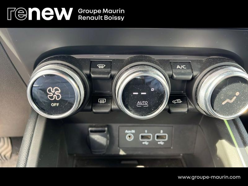 Photo 18 de l’annonce de RENAULT Clio d’occasion à vendre à LIMEIL-BRÉVANNES