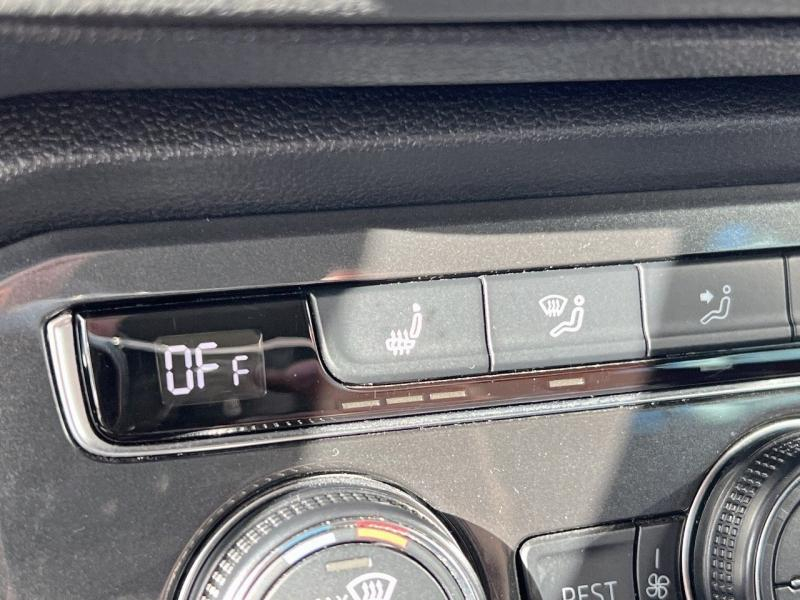 Photo 17 de l’annonce de VOLKSWAGEN Tiguan d’occasion à vendre à AUBIÈRE