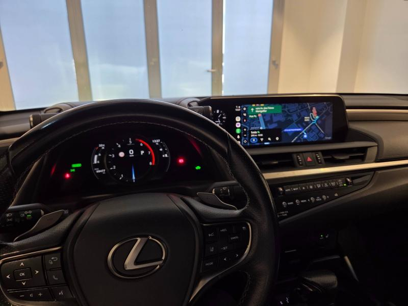 Photo 4 de l’annonce de LEXUS ES d’occasion à vendre à AUBIÈRE