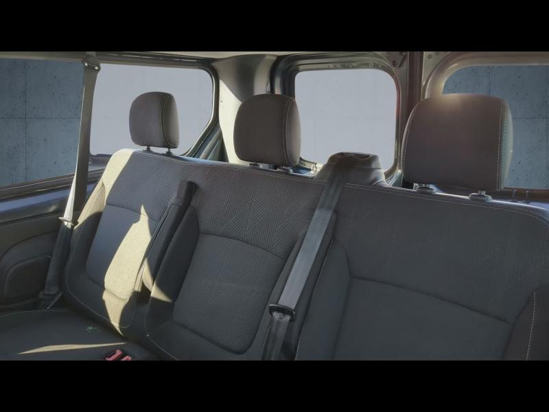Photo 13 de l’annonce de NISSAN Primastar Combi d’occasion à vendre à PERPIGNAN