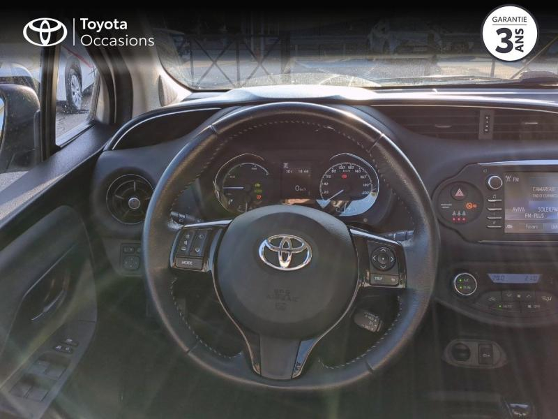 Photo 9 de l’annonce de TOYOTA Yaris d’occasion à vendre à ARLES