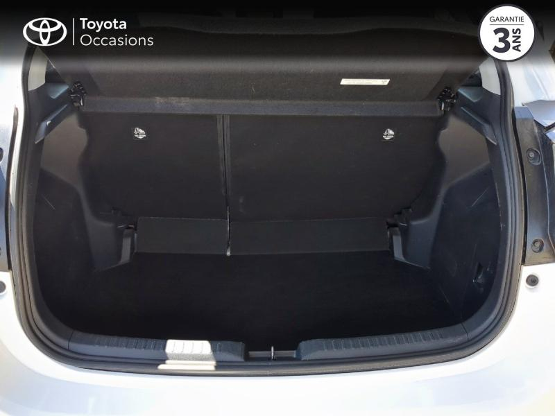 Photo 10 de l’annonce de TOYOTA Yaris d’occasion à vendre à ARLES