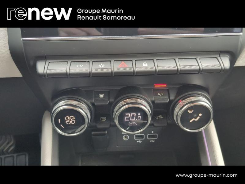Photo 8 de l’annonce de RENAULT Clio d’occasion à vendre à SAMOREAU