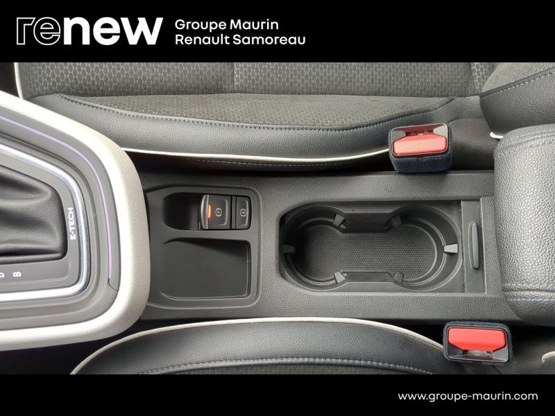 Photo 10 de l’annonce de RENAULT Clio d’occasion à vendre à SAMOREAU