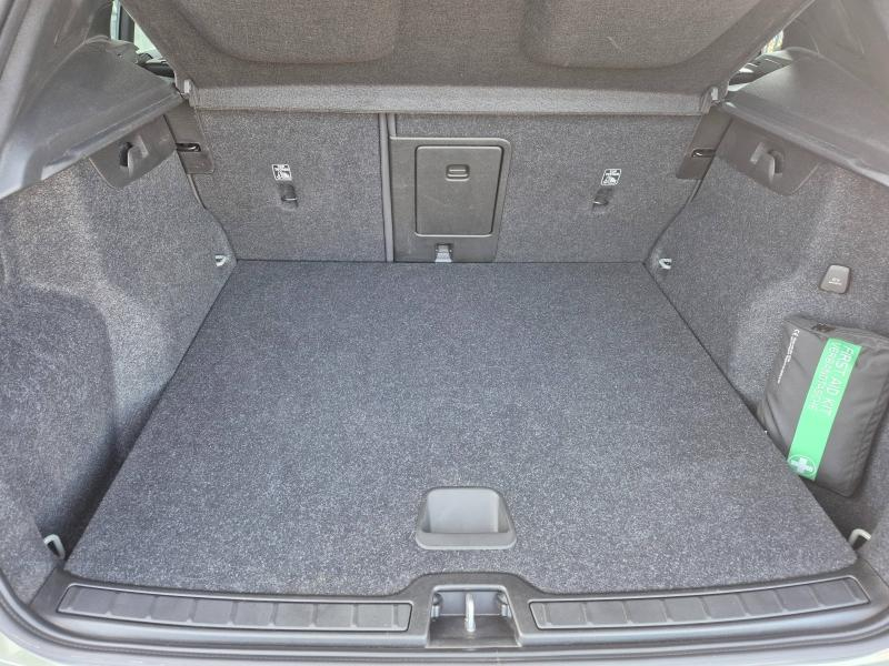 Photo 7 de l’annonce de VOLVO XC40 d’occasion à vendre à AVIGNON