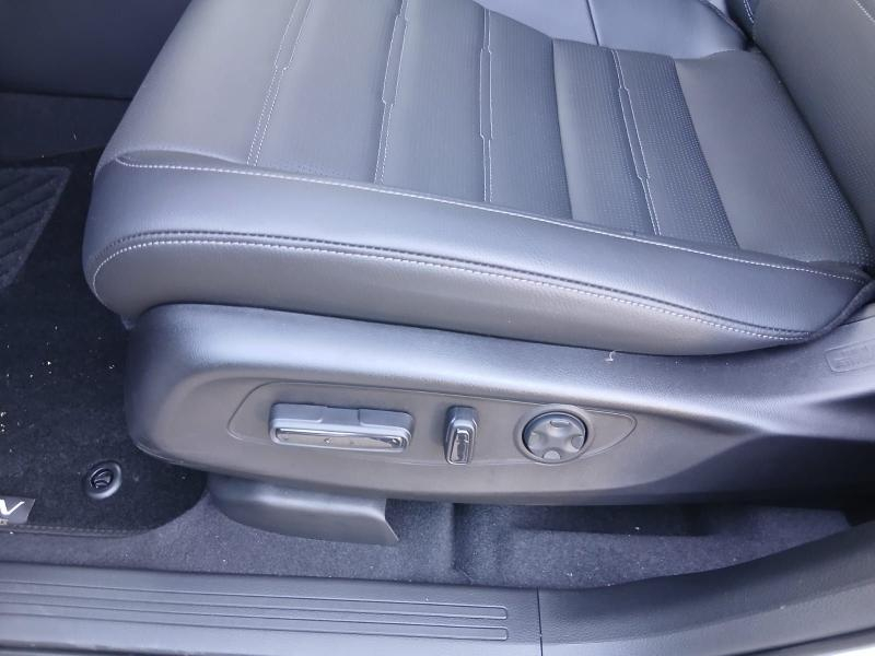 Photo 14 de l’annonce de HONDA CR-V d’occasion à vendre à SPÉCIALISTE