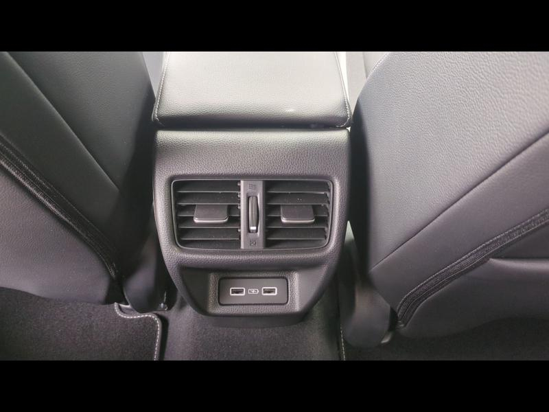 Photo 20 de l’annonce de HONDA Civic d’occasion à vendre à SPÉCIALISTE