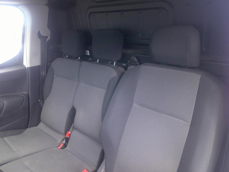 Photo 12 de l’annonce de OPEL Combo Cargo VUL d’occasion à vendre à PERPIGNAN
