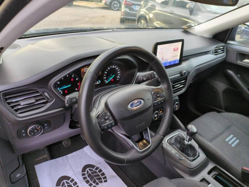 Photo 15 de l’annonce de FORD Focus Active d’occasion à vendre à NÎMES