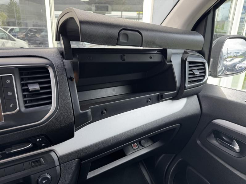 Photo 15 de l’annonce de TOYOTA ProAce Verso d’occasion à vendre à ANNECY