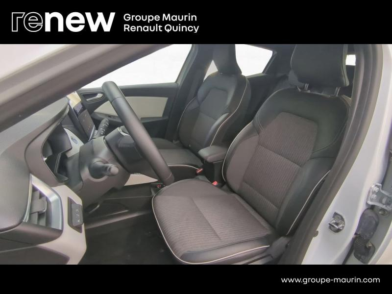 Photo 8 de l’annonce de RENAULT Clio d’occasion à vendre à QUINCY-SOUS-SÉNART