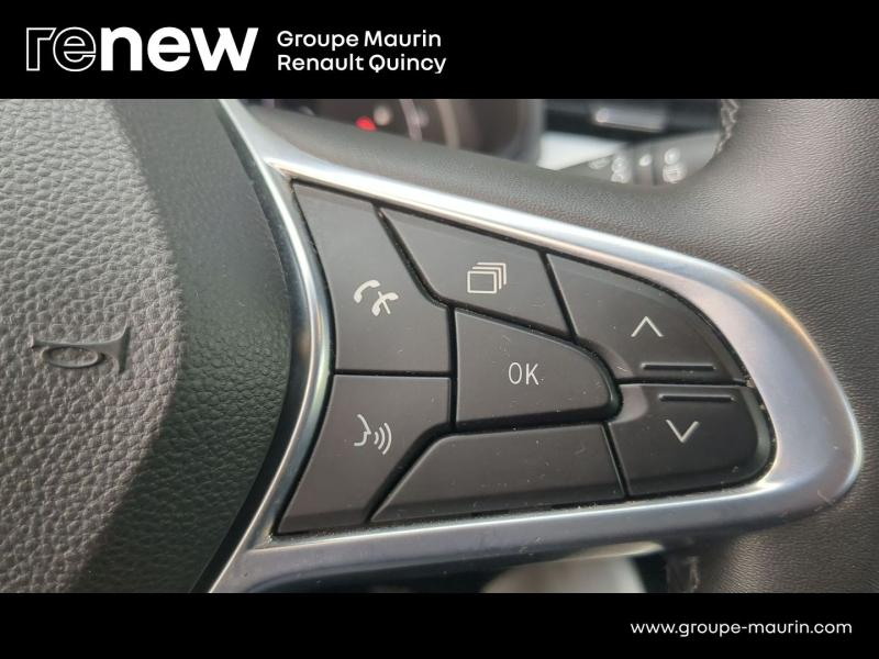 Photo 15 de l’annonce de RENAULT Clio d’occasion à vendre à QUINCY-SOUS-SÉNART