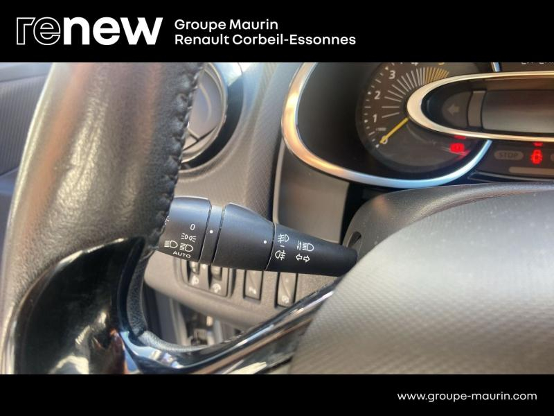Photo 16 de l’annonce de RENAULT Clio d’occasion à vendre à CORBEIL-ESSONNES