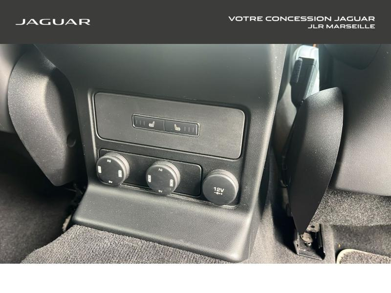Photo 13 de l’annonce de JAGUAR F-Pace d’occasion à vendre à MARSEILLE