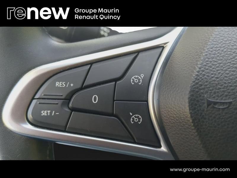 Photo 18 de l’annonce de RENAULT Clio d’occasion à vendre à QUINCY-SOUS-SÉNART