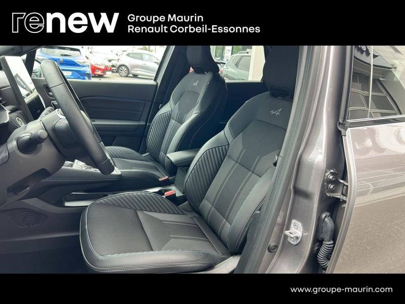 Photo 12 de l’annonce de RENAULT  d’occasion à vendre à CORBEIL-ESSONNES
