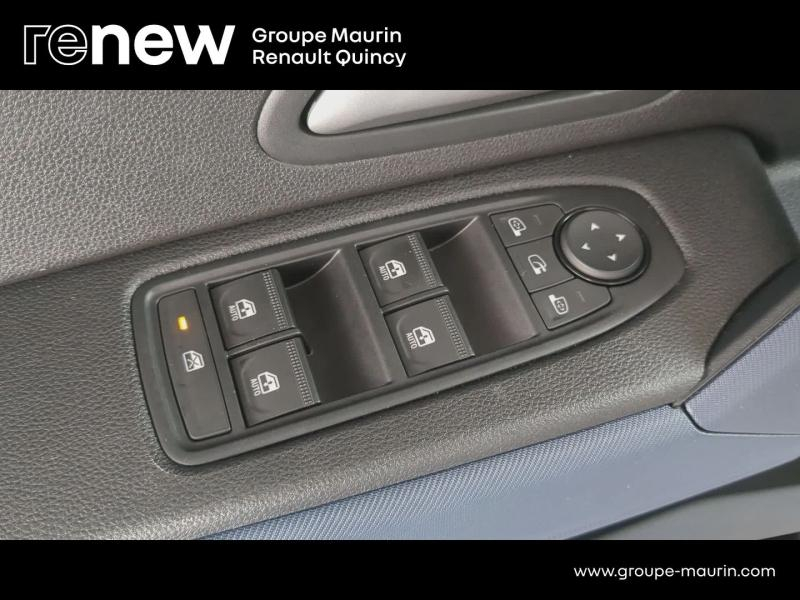 Photo 12 de l’annonce de DACIA Duster d’occasion à vendre à QUINCY-SOUS-SÉNART