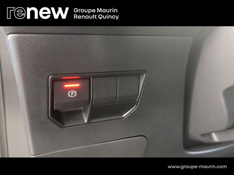 Photo 14 de l’annonce de DACIA Duster d’occasion à vendre à QUINCY-SOUS-SÉNART