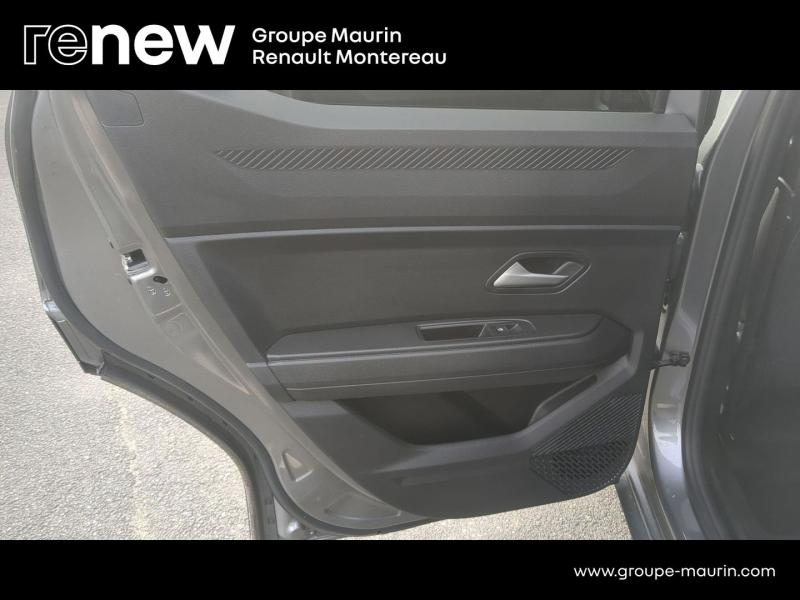 Photo 18 de l’annonce de DACIA Duster d’occasion à vendre à VARENNES SUR SEINE