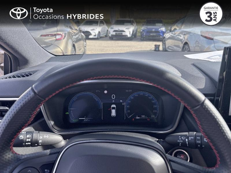 Photo 13 de l’annonce de TOYOTA Corolla Touring Spt d’occasion à vendre à CAVAILLON