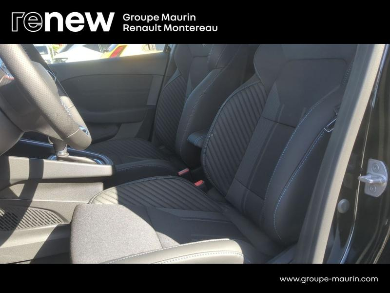 Photo 10 de l’annonce de RENAULT Clio d’occasion à vendre à VARENNES SUR SEINE