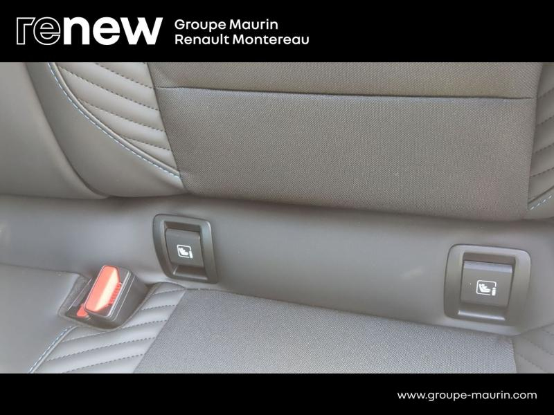 Photo 20 de l’annonce de RENAULT Clio d’occasion à vendre à VARENNES SUR SEINE