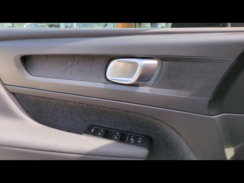 Photo 17 de l’annonce de VOLVO XC40 d’occasion à vendre à AIX-EN-PROVENCE