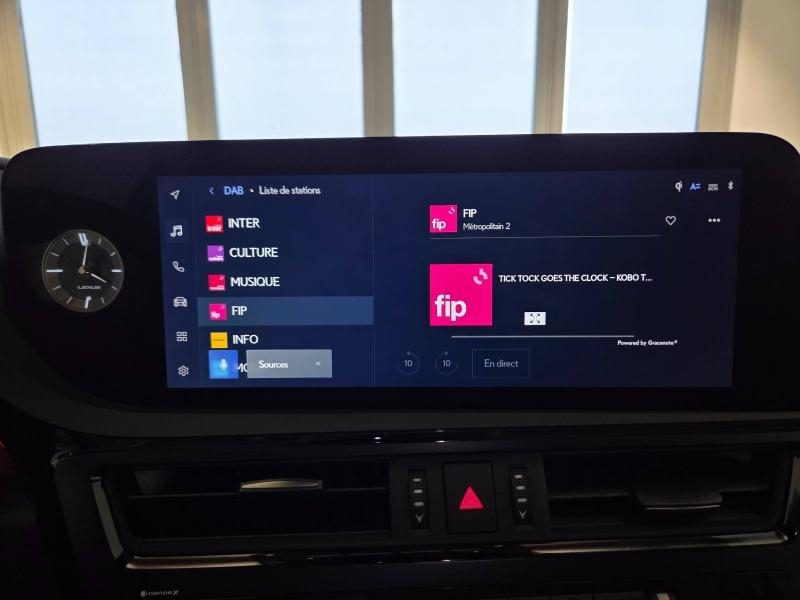 Photo 7 de l’annonce de LEXUS ES d’occasion à vendre à AUBIÈRE