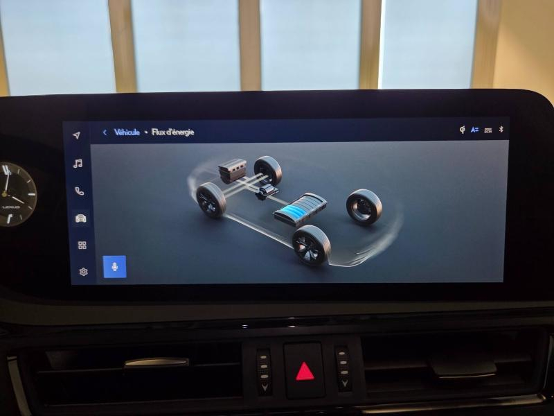 Photo 8 de l’annonce de LEXUS ES d’occasion à vendre à AUBIÈRE