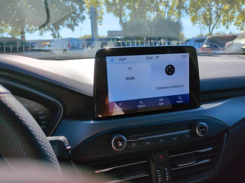 Photo 8 de l’annonce de FORD Focus d’occasion à vendre à NÎMES