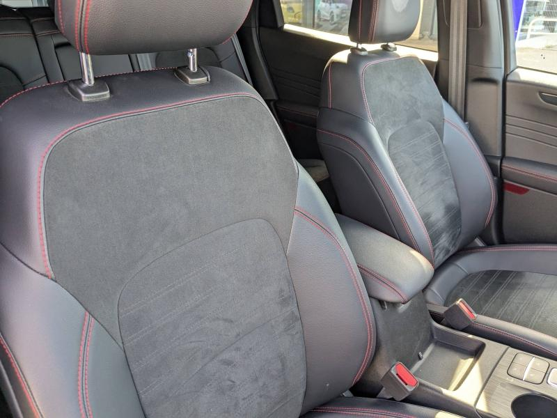 Photo 12 de l’annonce de FORD Kuga d’occasion à vendre à AVIGNON