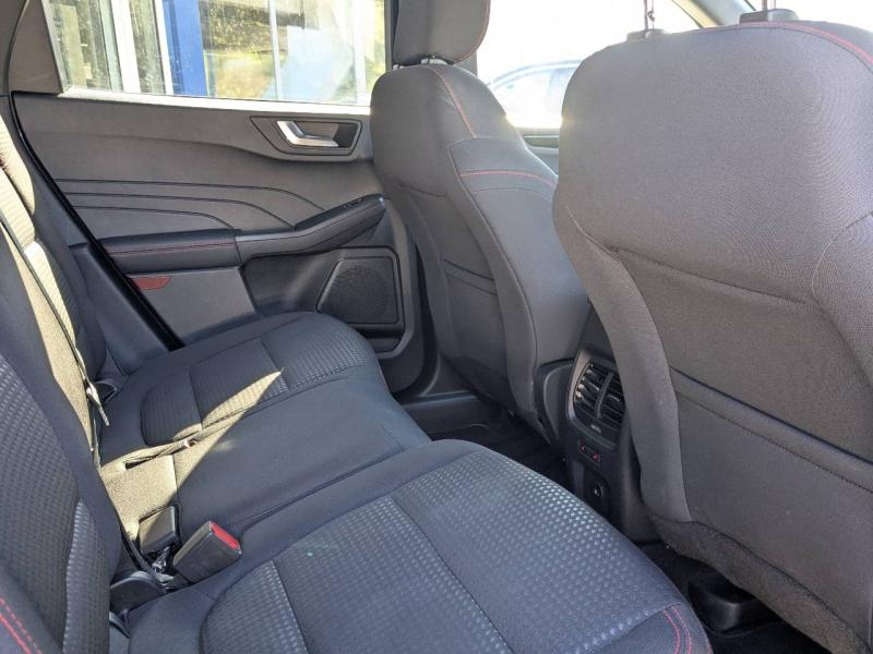 group.seo.links.detann.title Photo 8 de l’annonce de FORD Kuga d’occasion à vendre à AIX-EN-PROVENCE