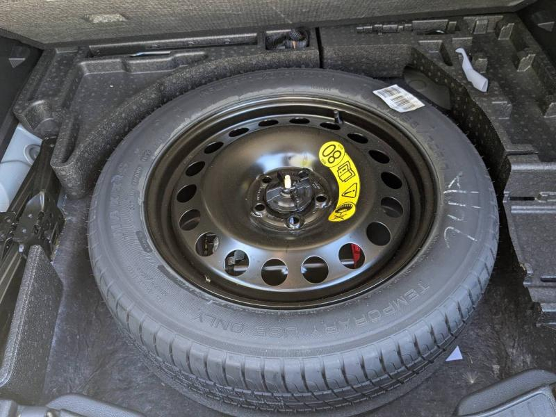 group.seo.links.detann.title Photo 10 de l’annonce de FORD Kuga d’occasion à vendre à AIX-EN-PROVENCE