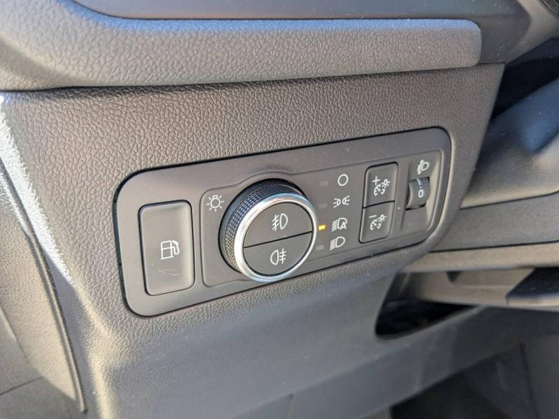 group.seo.links.detann.title Photo 14 de l’annonce de FORD Kuga d’occasion à vendre à AIX-EN-PROVENCE