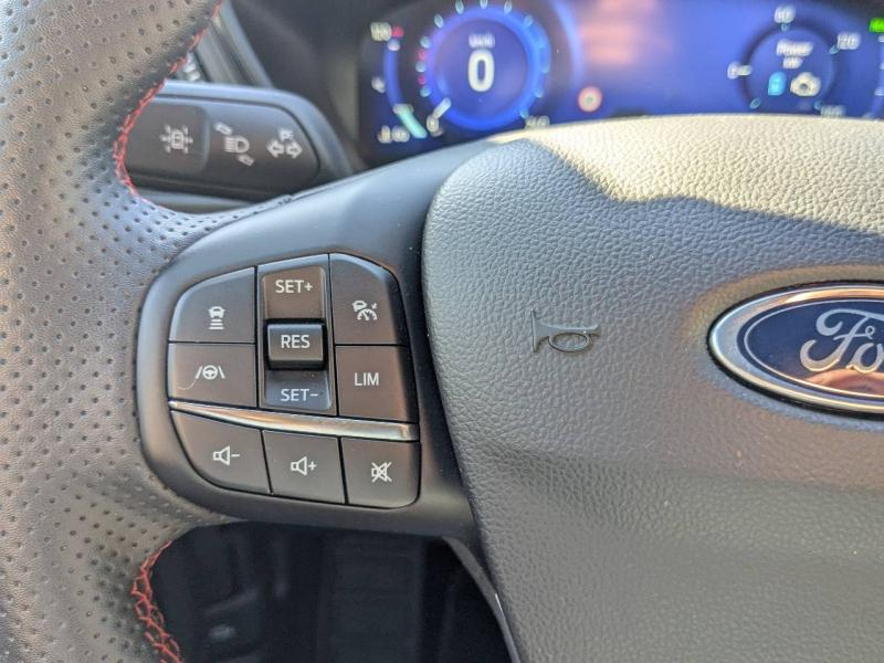 group.seo.links.detann.title Photo 16 de l’annonce de FORD Kuga d’occasion à vendre à AIX-EN-PROVENCE