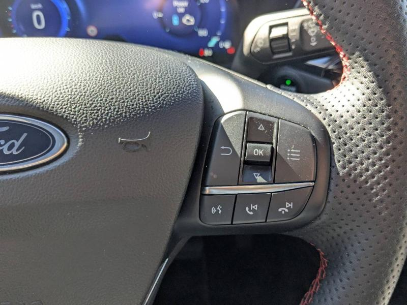 group.seo.links.detann.title Photo 17 de l’annonce de FORD Kuga d’occasion à vendre à AIX-EN-PROVENCE