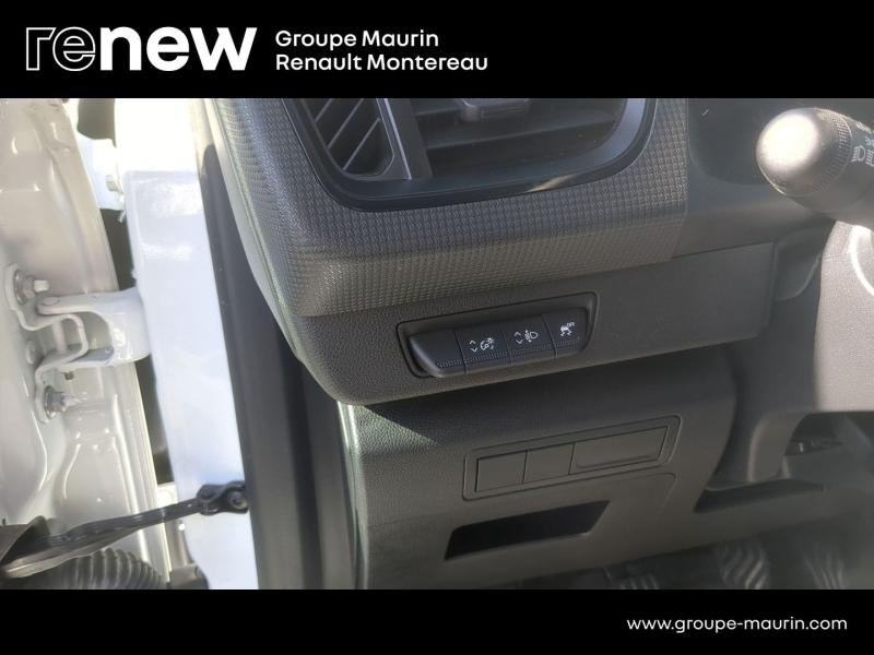 Photo 19 de l’annonce de RENAULT Kangoo Van d’occasion à vendre à VARENNES SUR SEINE