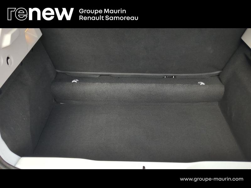 Photo 10 de l’annonce de RENAULT Zoe d’occasion à vendre à SAMOREAU