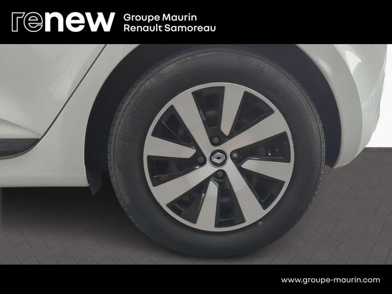 Photo 7 de l’annonce de RENAULT Clio d’occasion à vendre à SAMOREAU