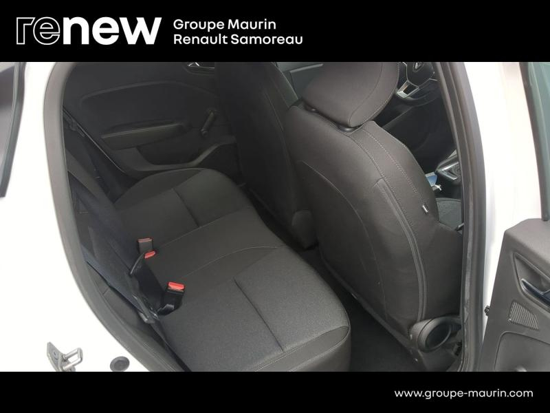 Photo 14 de l’annonce de RENAULT Clio d’occasion à vendre à SAMOREAU