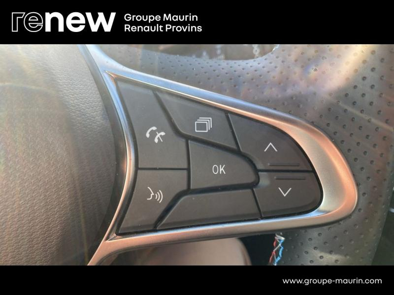 Photo 16 de l’annonce de RENAULT Clio d’occasion à vendre à PROVINS