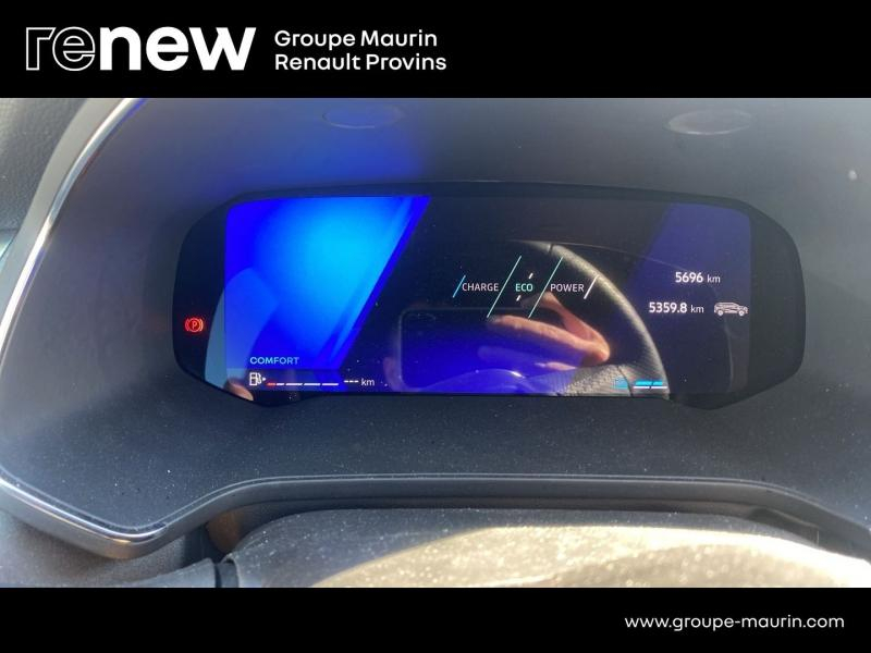 Photo 13 de l’annonce de RENAULT  d’occasion à vendre à PROVINS