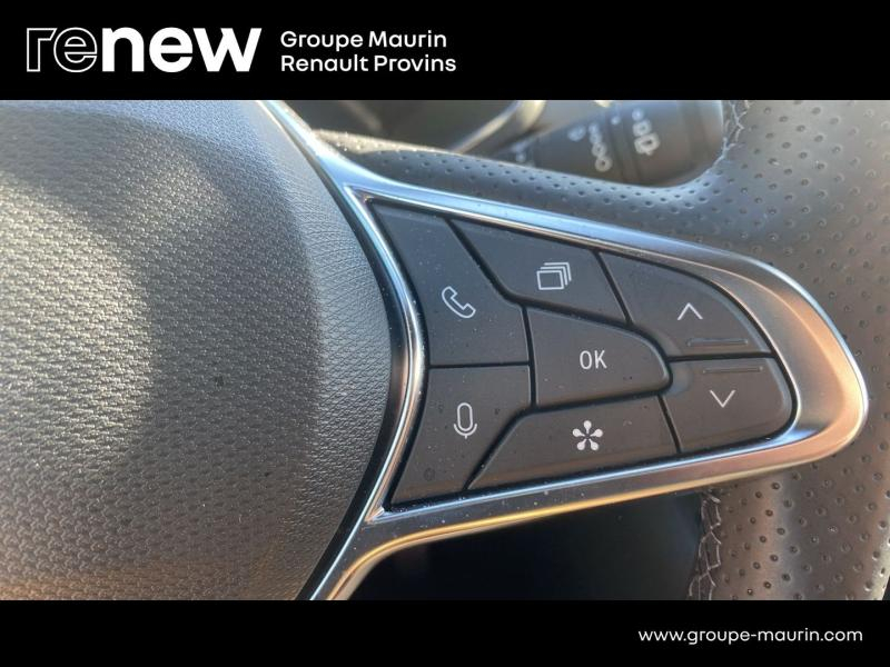 Photo 14 de l’annonce de RENAULT  d’occasion à vendre à PROVINS