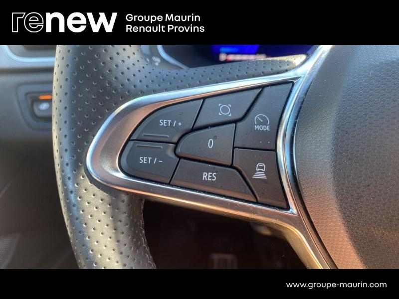 Photo 15 de l’annonce de RENAULT  d’occasion à vendre à PROVINS
