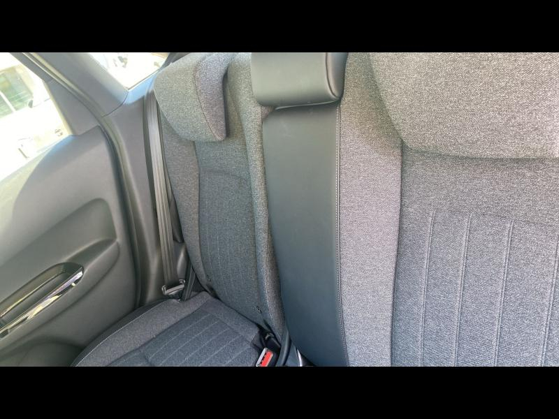 Photo 10 de l’annonce de HONDA Jazz d’occasion à vendre à SPÉCIALISTE